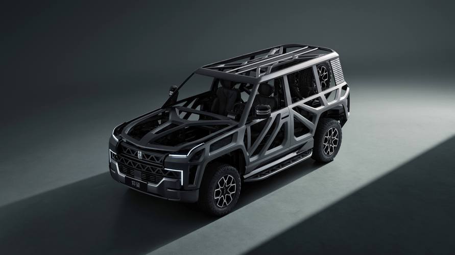 深圳201仰望U8硬派越野的科技魅力，国能汽车对传统燃油车市场的冲击